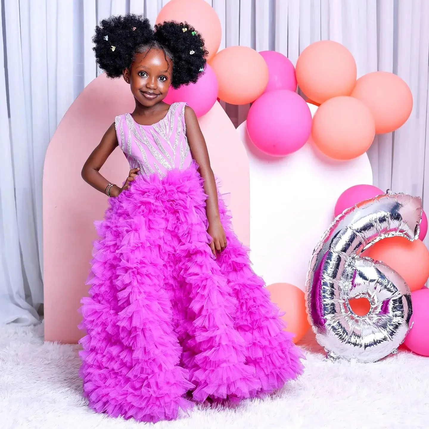 

Customized Fuchsia Flower Girl Dresses For Wedding Puffy Appliques Sleeveless Design Child Photo Shoot Birthday Party Ball Gown