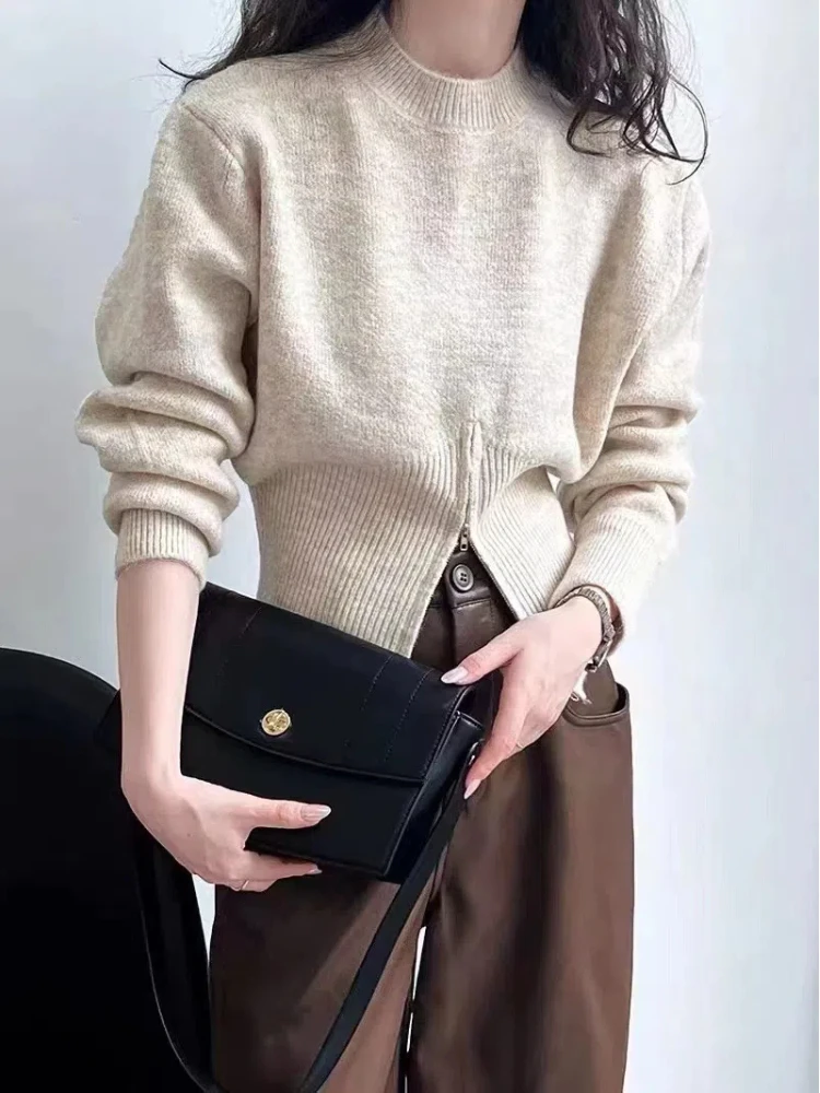 Gray Waist Sweater Women\'s Autumn and Winter Slit Design Small Man Looks Thin Underneath Underneath Short Knitted Top