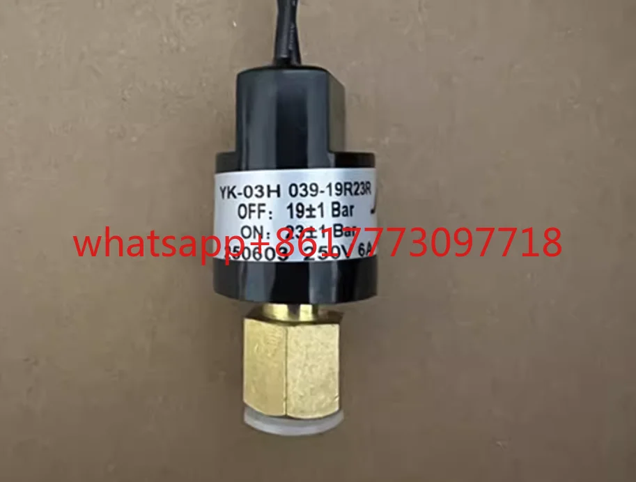 

Screw air compressor pressure switch YK-03H 039-19R23R genuine in stock, brand new