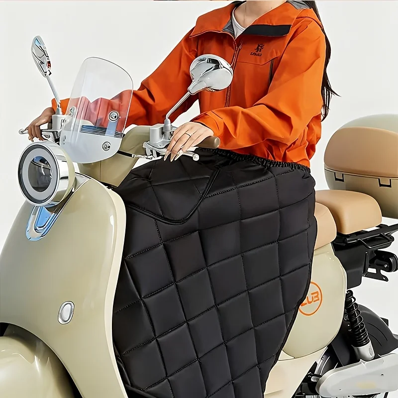 1 Fleece-Lined Electric Bike Leg Windshield / Wheelchair Leg Cover Windproof Blanket - Easy to install, features a large front p