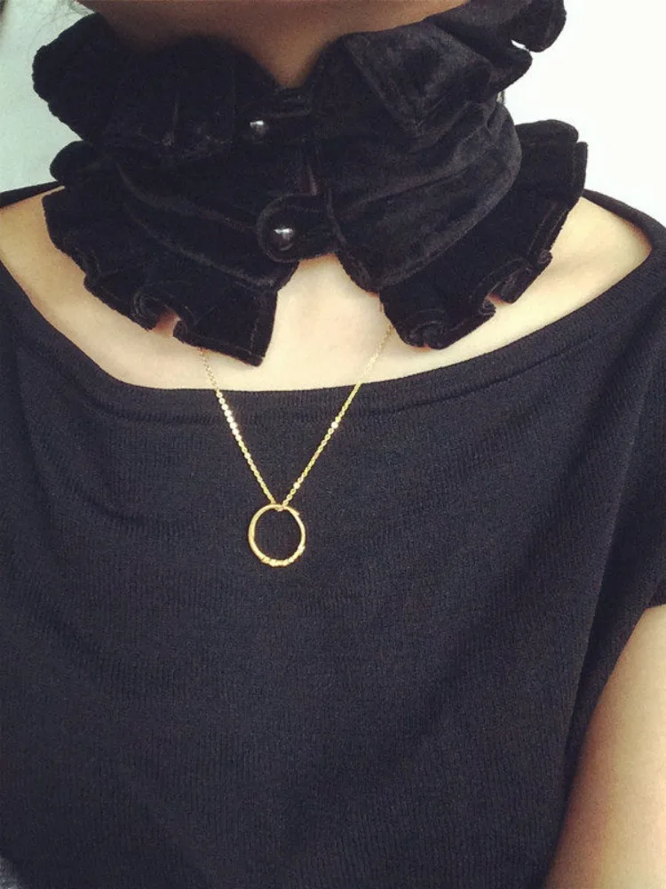 Black Velvet Stand-up Collar Fake Collar Autumn and Winter Fake Collars Lace Folded in Half Retro Baroque Collars