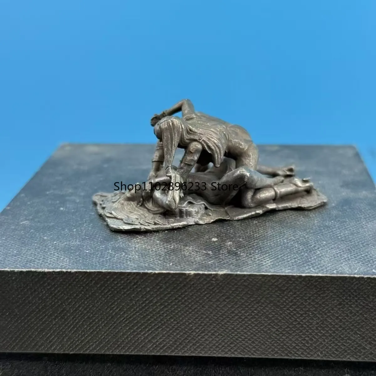 Pewter Miniature Female Catfight Figure, Detailed Diorama Collectible Statue