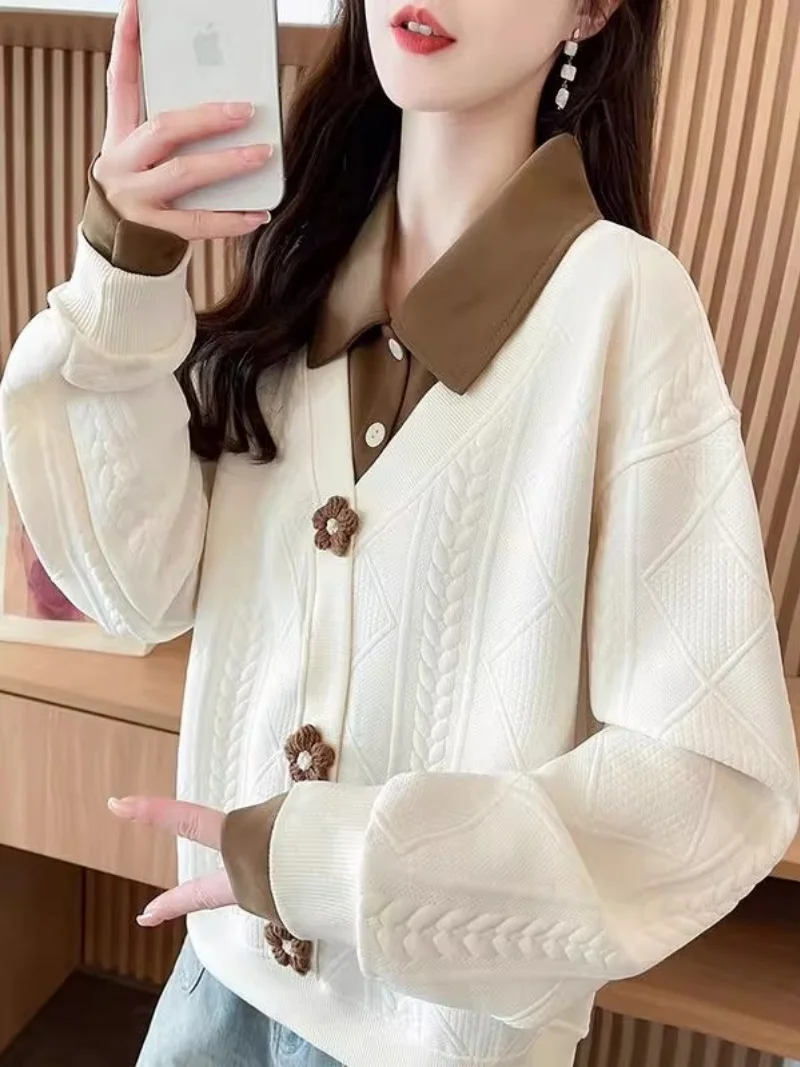 Color Blocked Shirt Collar Knitted Sweatshirt For Women Autumn 2025 New Loose Fit Fake Two-Piece Design Jacket Top W476
