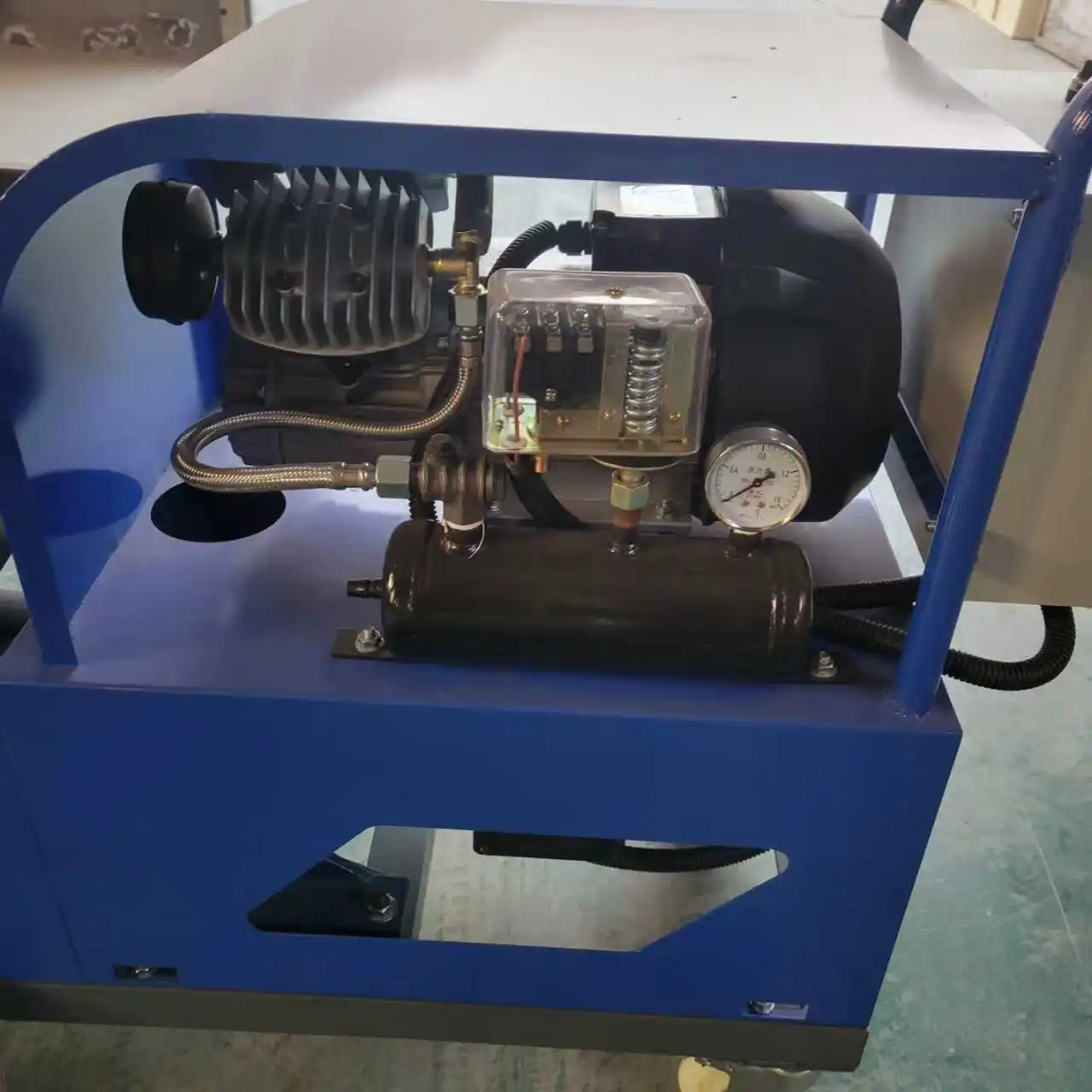 Small Mortar Spraying Machine Plunger Hydraulic Mortar Sprayer Putty Real Stone Paint Wall Spraying Machine Plastering Machine - view 2