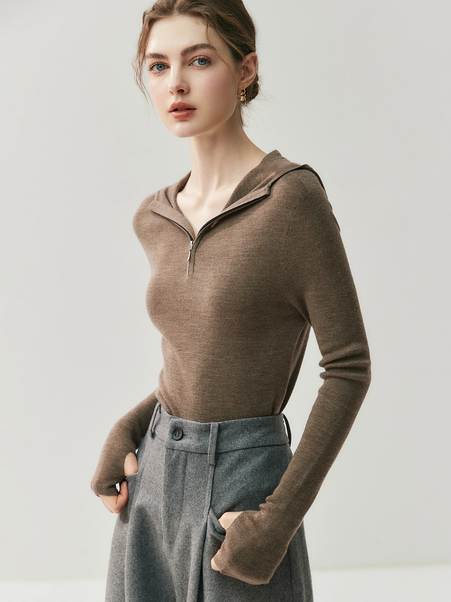 

Эффект похудения: Вязаный свитер из пряжи Yangzi с молнией и капюшоном, мягкий шерстяной повседневный женский модный топ