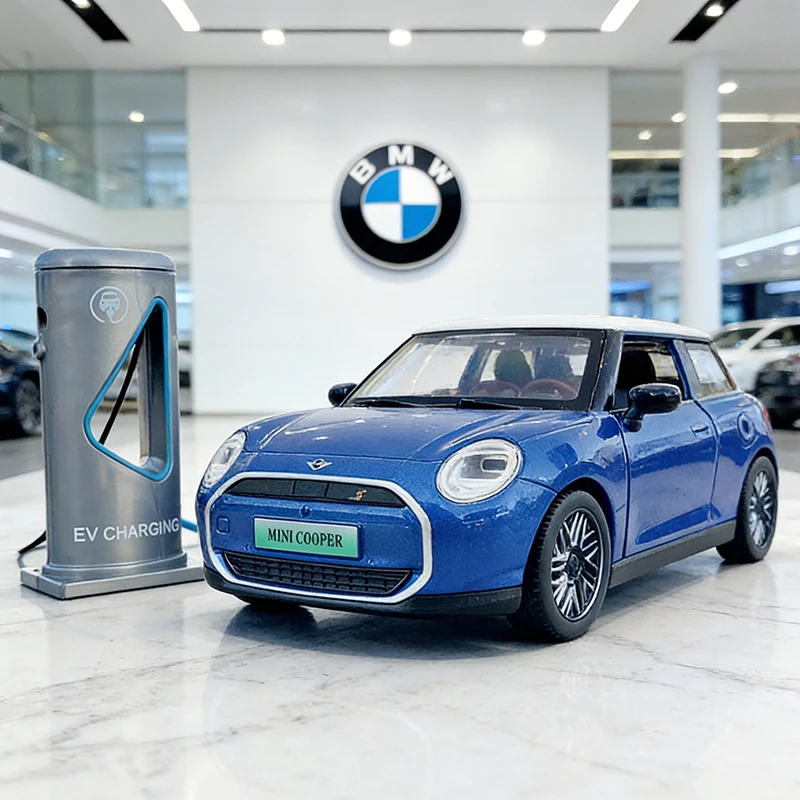 

Машинка-игрушка BMW Mini Cooper Electric 2 из литого сплава, масштаб 1:28, со звуком и светом, откатывающаяся назад, детская коллекционная модель, подарок на день рождения