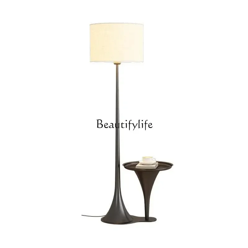 4*Artistic sense, next to the floor-to-ceiling sofa, high-end atmosphere, a few luminous objects