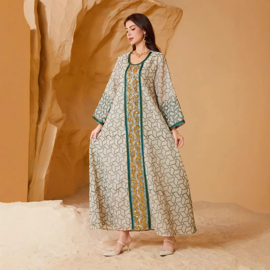 

Handstitched Abaya Exquisite Tulle Embellished Abaya Modestly Islamic Floorlength Abaya Luxurious Ramadan MiddleEastern Gown