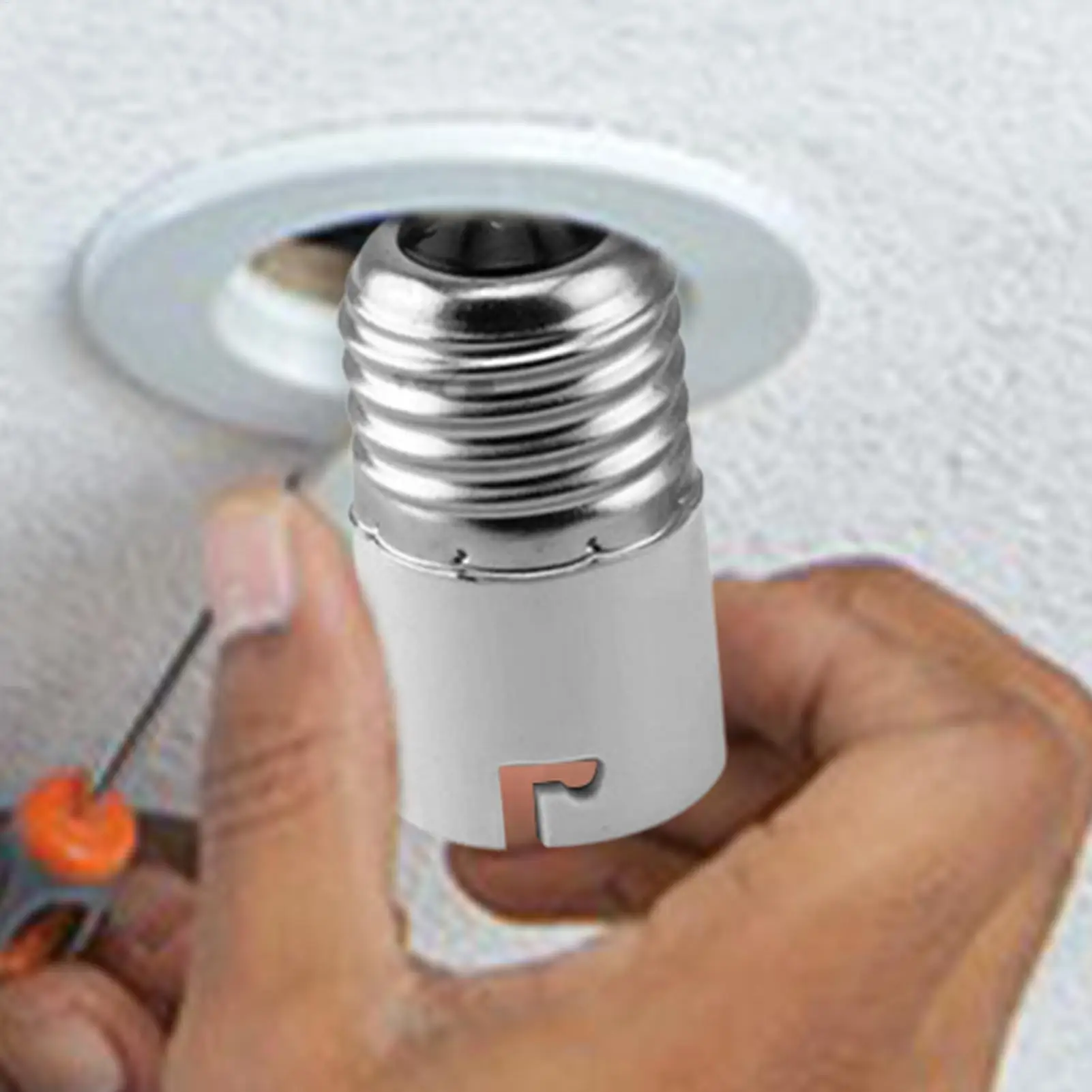 

1 PCS B22 To E27 Bulb Adapter Lamp Holder Base Socket Light Bulb Lamp Holder Adapter Plug Heat-resistant Material