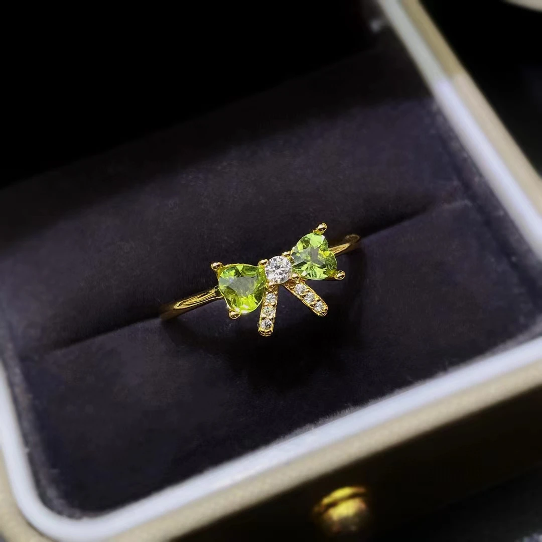 CoLifeLove Elegant Silver Bow Tie Ring for Young Girl 4mm VVS Grade Natural Peridot Ring 925 Silver Peridot Jewelry