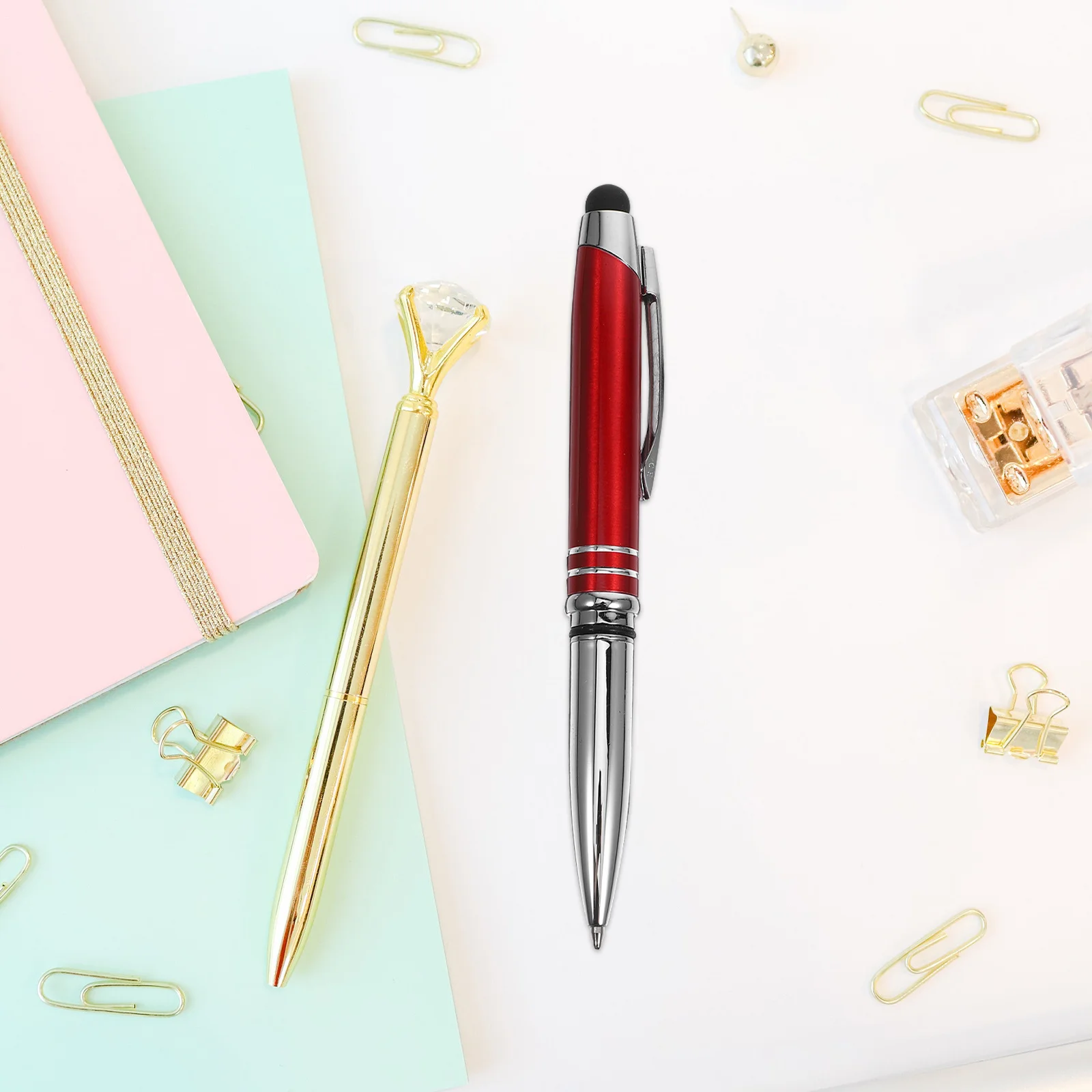 4 قطعة قلم حبر جاف بإضاءة ليد جسم معدني قلم كتابة ليلي لشاشة تعمل باللمس قابل للاستبدال عبوة مكتب مدرسة التمريض