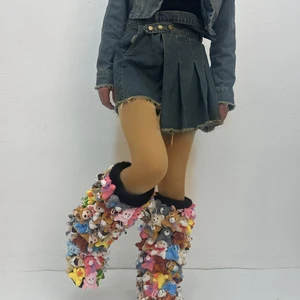 Frauen plüschplüschbota, Kniegröße, weiß, süß, Peluche, Schnee, Winter, 2023 8 Hauptverkäufe Bota Weiß am Knie - №8