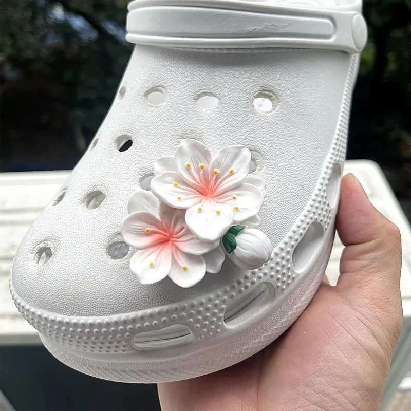 2024 Hot Fashion Charms for Creative Branches and Flowers Clogs Shoe Buckle Cute Shoes Accessories Decoration for Girls Gift