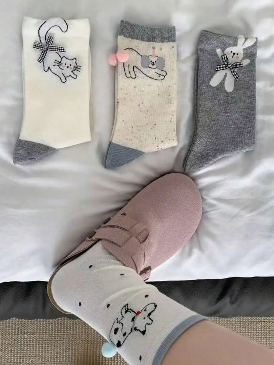

4 Pairs Cartoon Animal Print Korean Style Mid-Calf Socks With Bow Decor