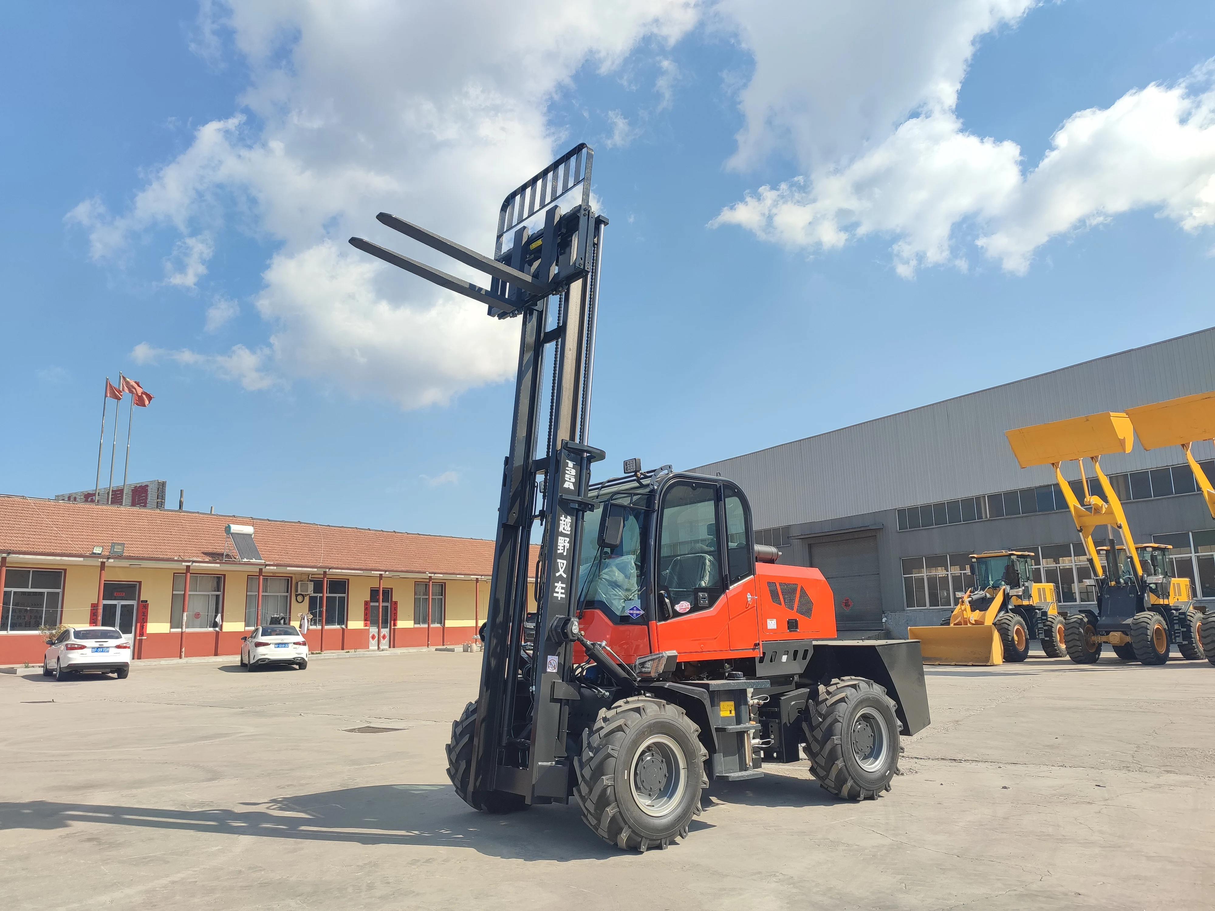 New Free Shipping 4WD Diesel Rough Terrain Forklift for Retail with 3500kg Load Capacity