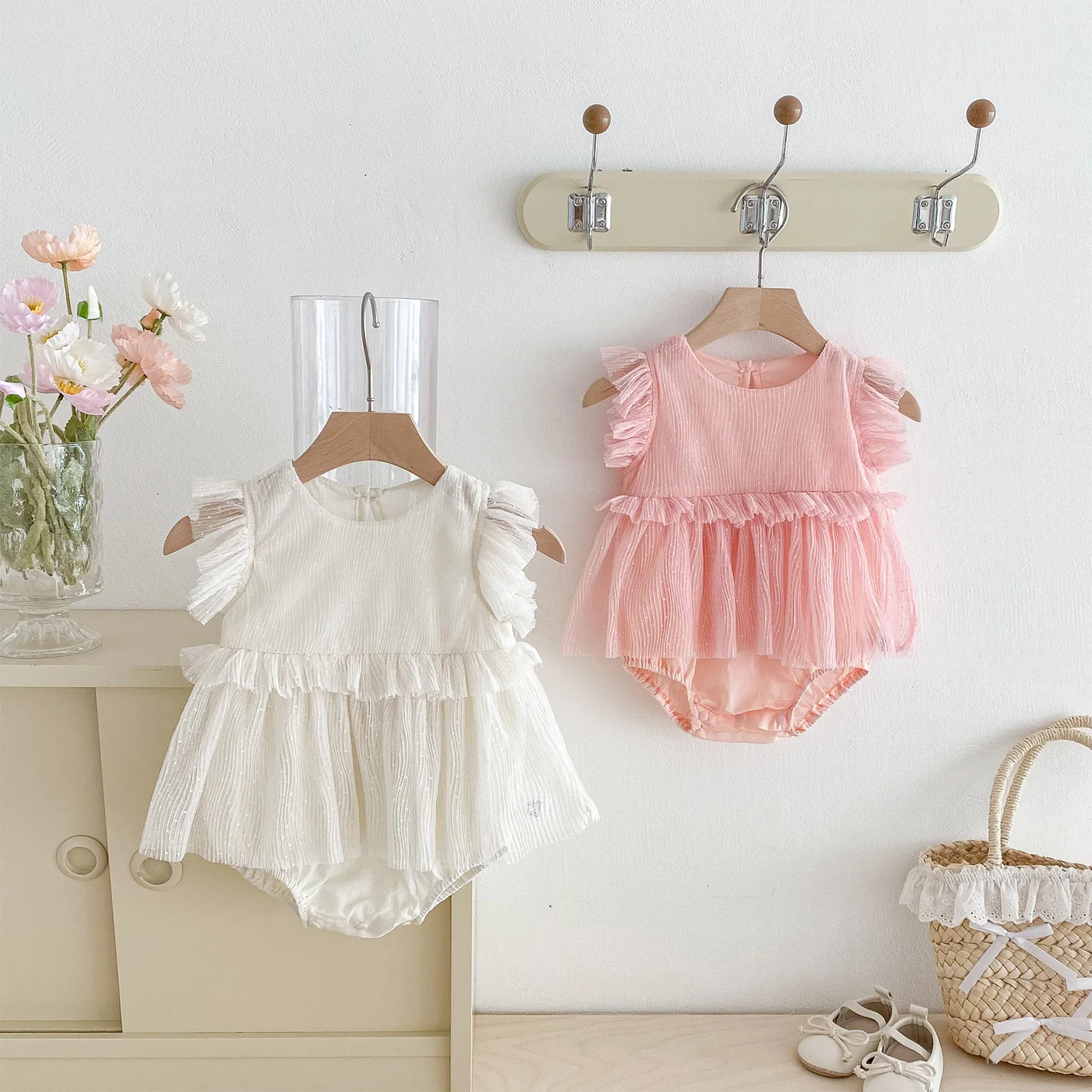 

Infant Baby Girls Clothing Summer Cute Sleeveless Ruffle Tulle Rompers Dress Birthday Party Baby Shower Photography Outfits