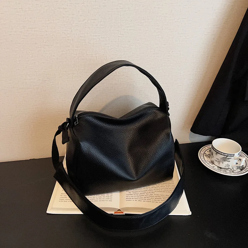 

2025 Fall Minimalist Shoulder Bag for Women, Genuine Leather Large Capacity Multi-way Crossbody Purse, Vintage Chic Tote