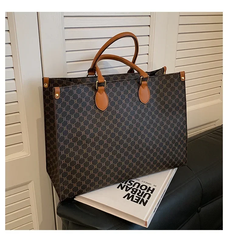 Large Capacity European and American Vintage Monogram Tote Bag Commuter Tote Bag Ziplock Bag Bag Organizer