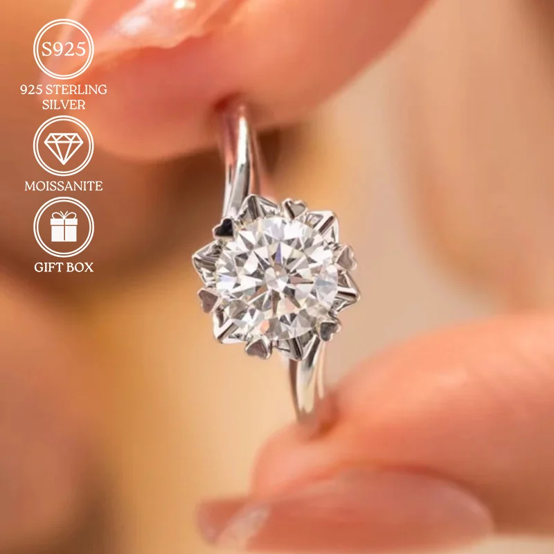 

1pc 0.5/1Carat Exceptionally Hand - Crafted S925 Moissanite Wedding Ring: Oozing with Sumptuous Grandeur.