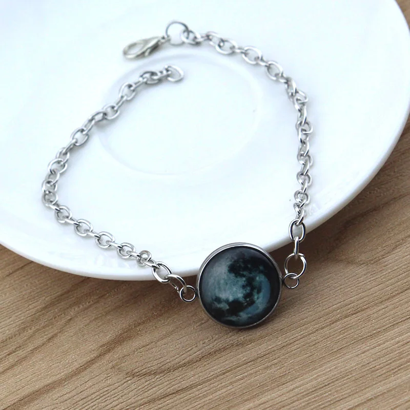 Moon Bracelet Glow In The Dark Phase Chain Glowing Birthday Jewelry Lunar s Charm Jewelry Luminous Bracelet Worn With Lovers