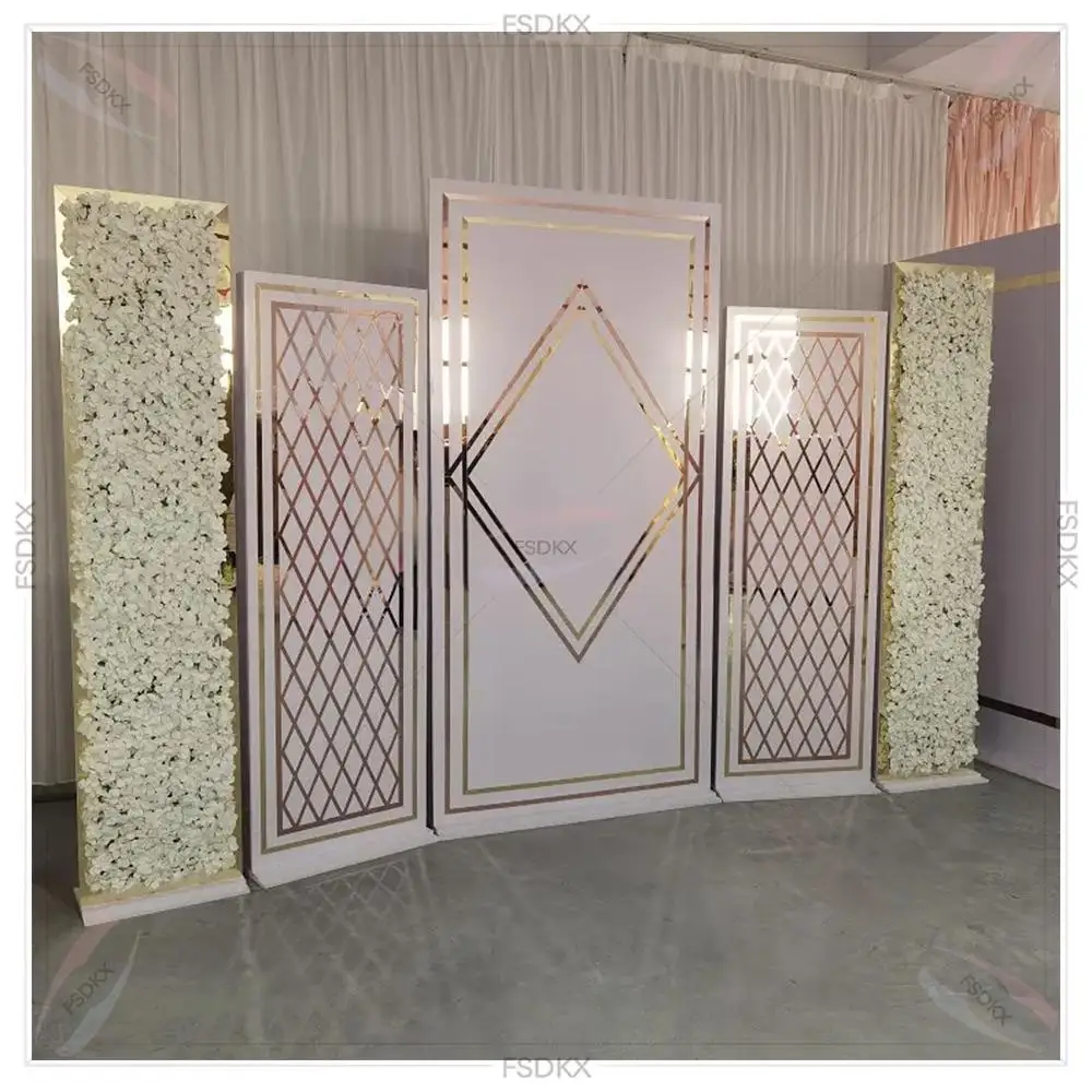 

Customized Wedding Stage Backdrop Flower Wall Golden Acrylic Backdrop for Wedding Stage