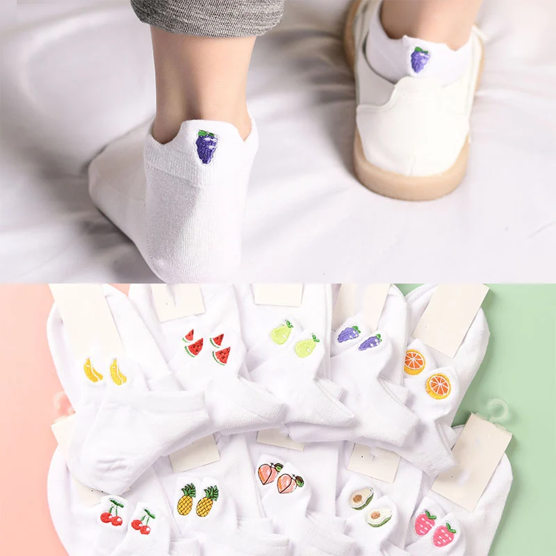 Calcetines Kawaii con bordado de fruta para mujer, calcetín de barco, Harajuku, piña, aguacate, novedad