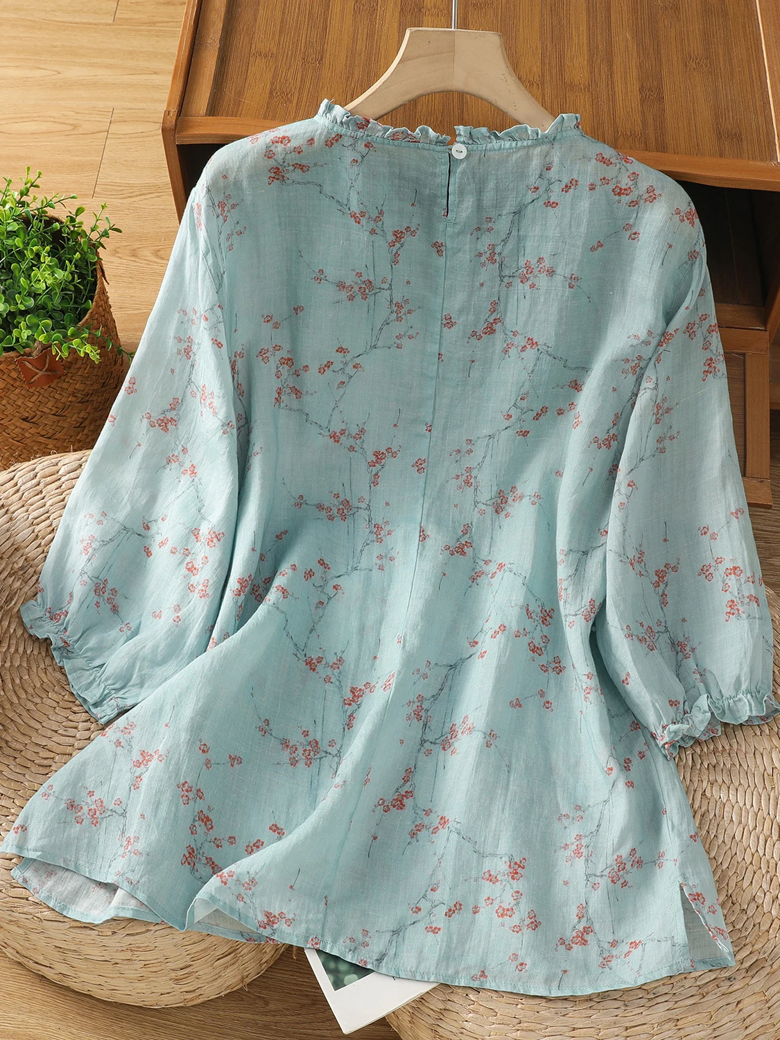 

Summer New Loose Floral Print irt Women's Crew Ne ort Sve Vintage Sle Commute Faion Casual White irt