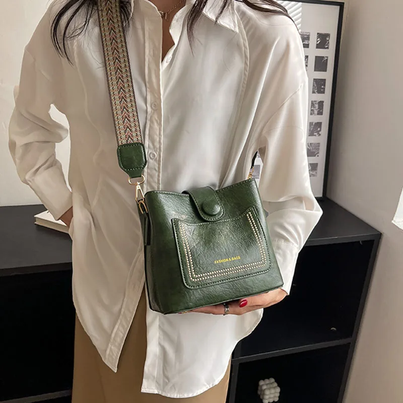 2023 Solid Color Large Capacity Crossbody Bag New Luxury Designer Simple Style Shoulder For Women Summer Fashion Casual Handbags