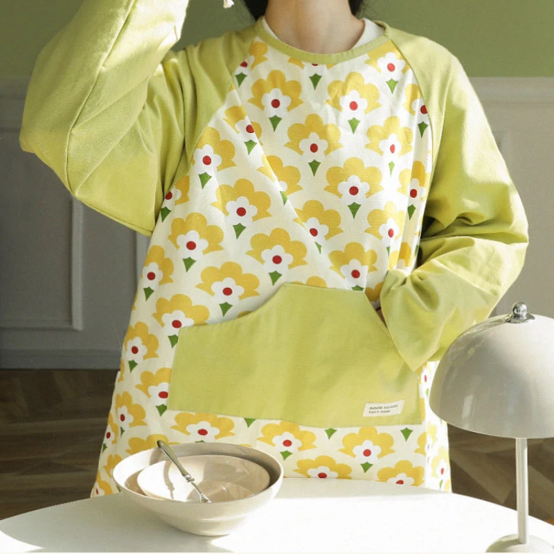 

Long Sleeved Apron Thin Kitchen External Penetration Apron Household Breathable Sleeved Smock Apron for Women