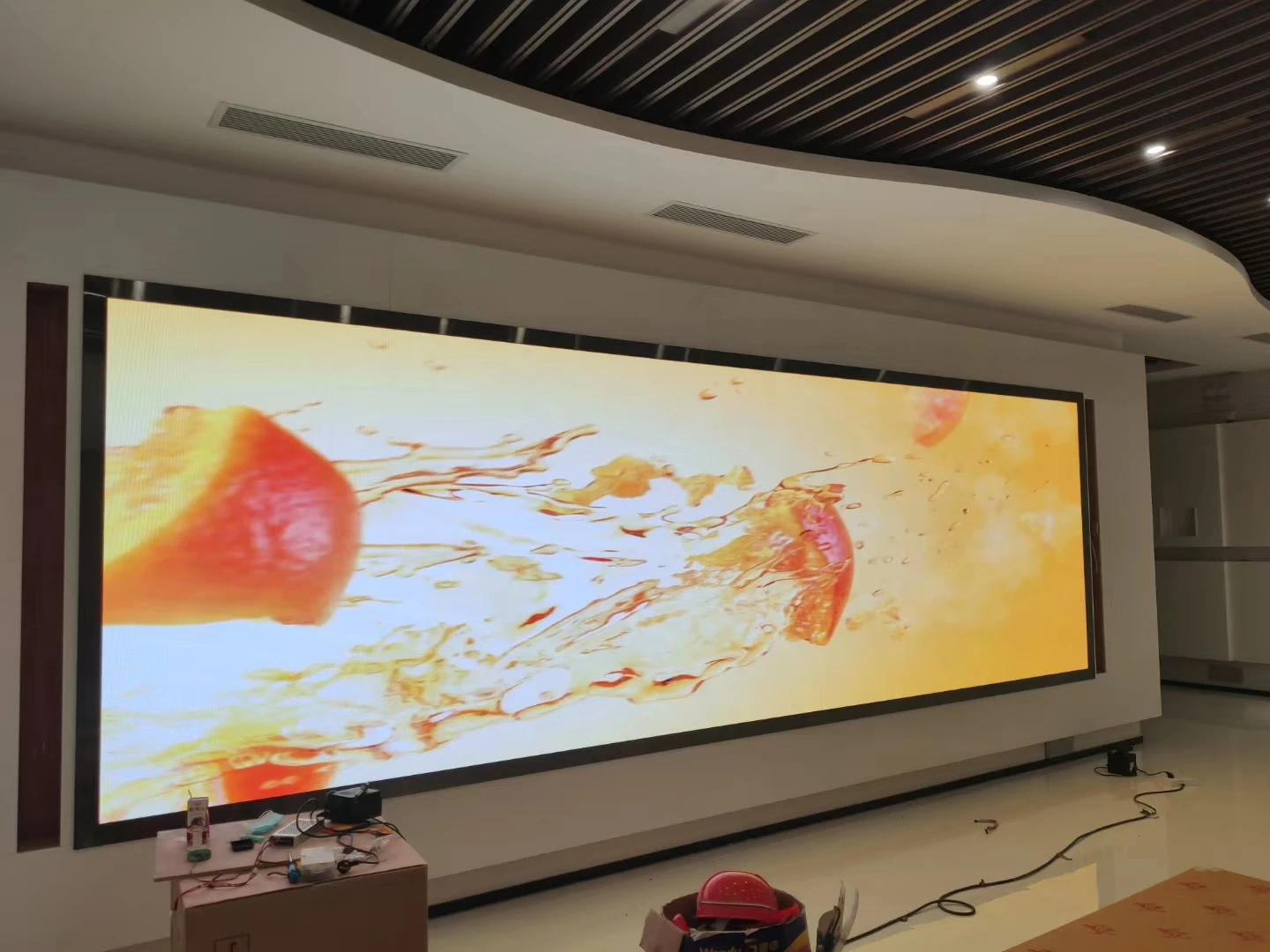HD P2.97 SMD Full Color  Small Pixel Indoor Back Stage Advertising Display Rental Led Screen  Pantalla LED Interior