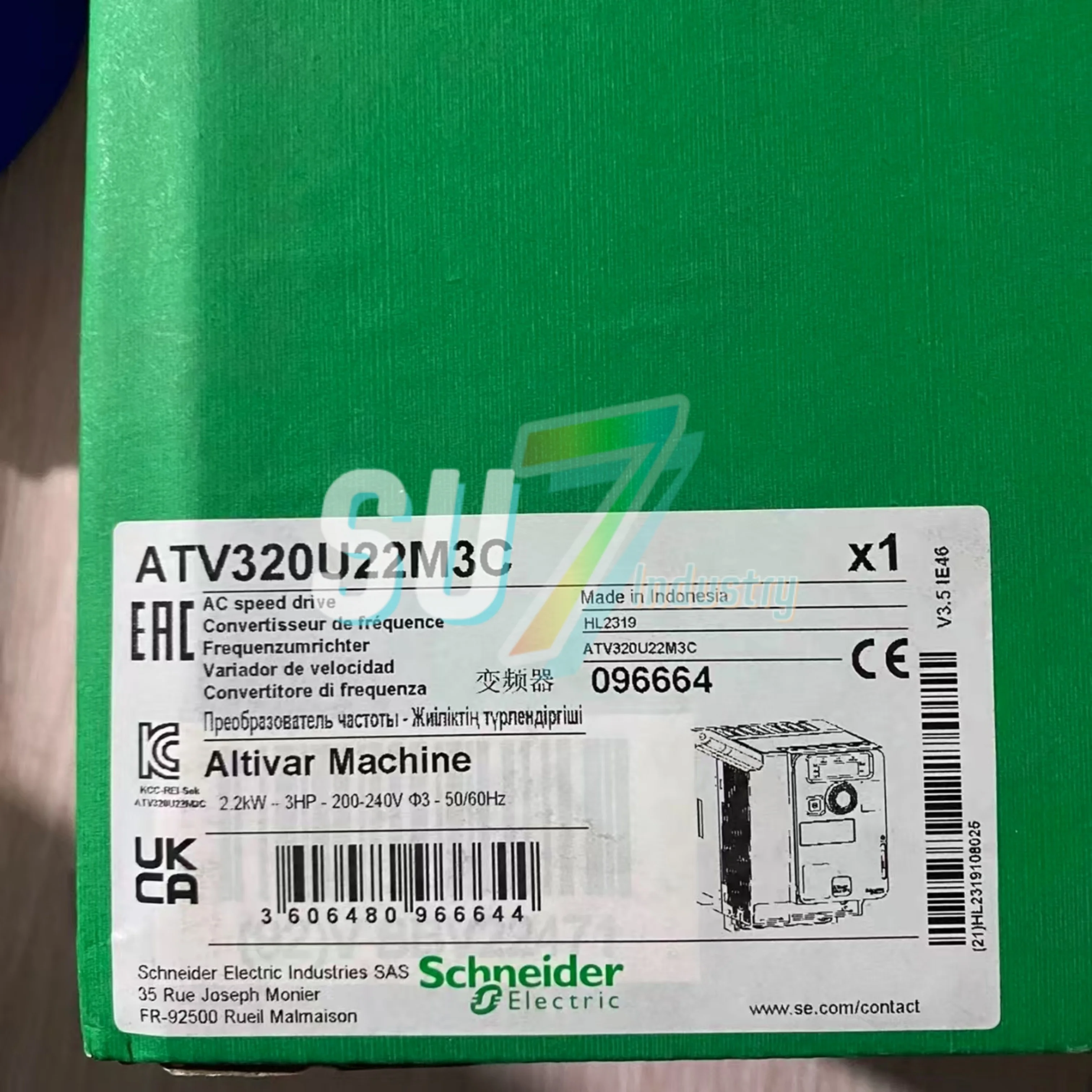 

ATV320U22M3C ATV320U22N4B Инвертор новый в коробке