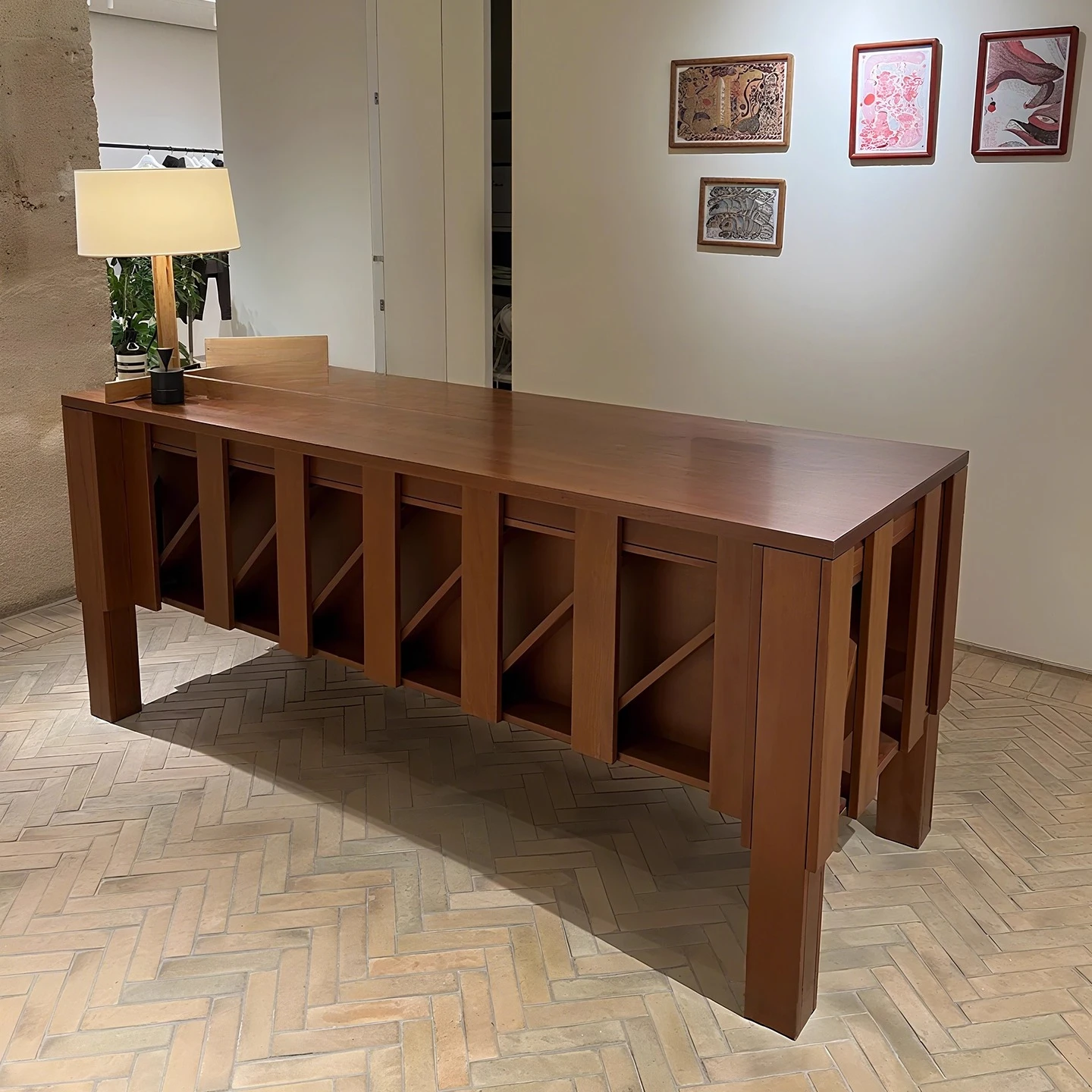 

Solid wood checkout page Bar counter Nakajima cabinet clothing store Buyer collection store Water table Display