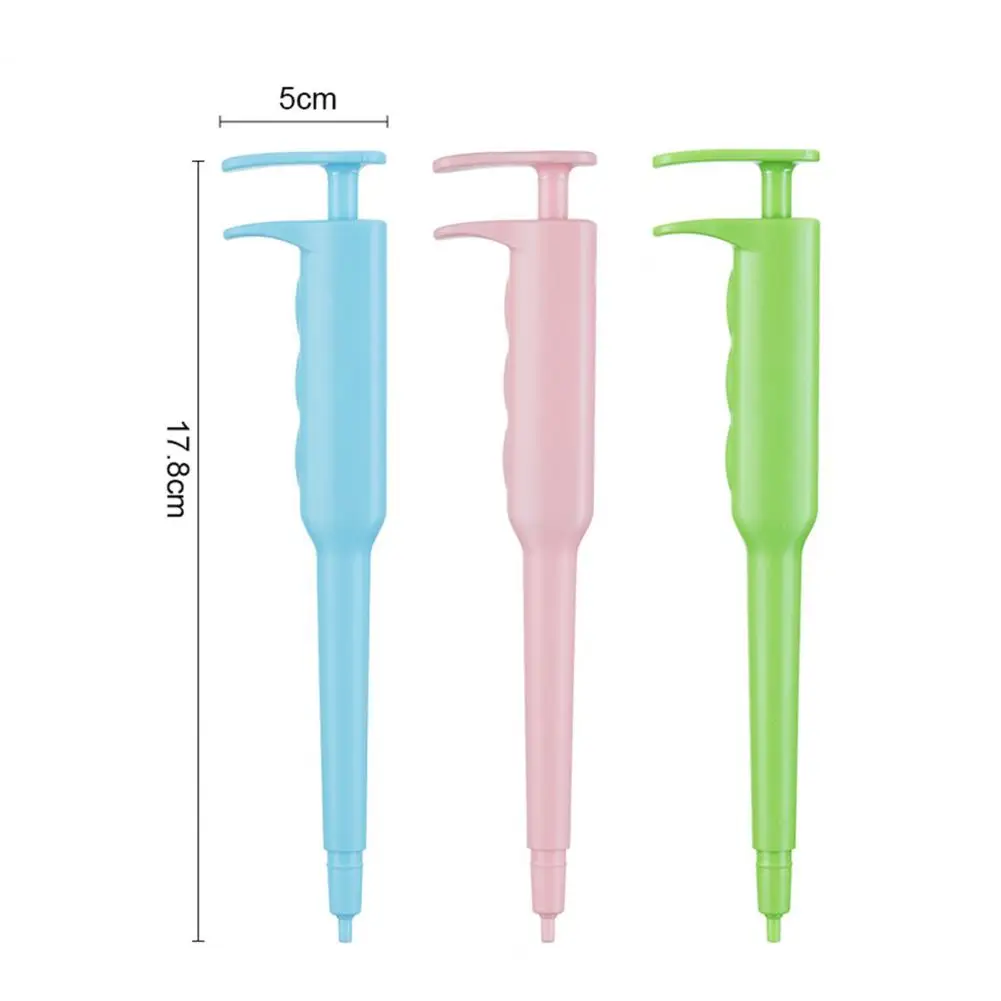 Multi-use  Pet Feeder Portable Dog Pill Feeding Syringe Sanitary Reusable Puppy Feeder for Small Animals