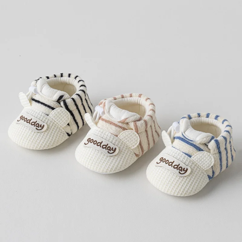 

Детская напольная обувь. Детская обувь для первой ходьбы на мягкой подошве для девочек и мальчиков. Осень-зима. Модные туфли на плоской подошве в полоску для малышей. Новинка.
