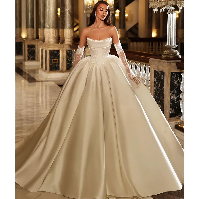

Graceful Wedding Dress Fully Satin With Beading Ball Gown Strapless Sleeveless Bride Dress Customized Robe MariéE Satin Button