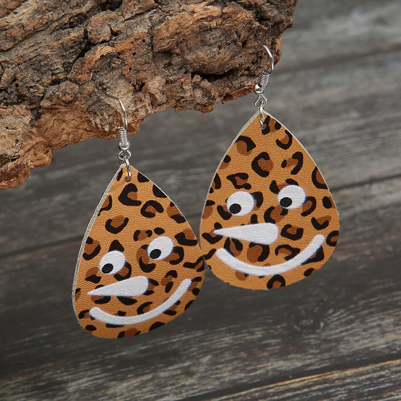 New creative Christmas snowman water drop-shaped leopard print leather earrings double-sided snowman pu earrings