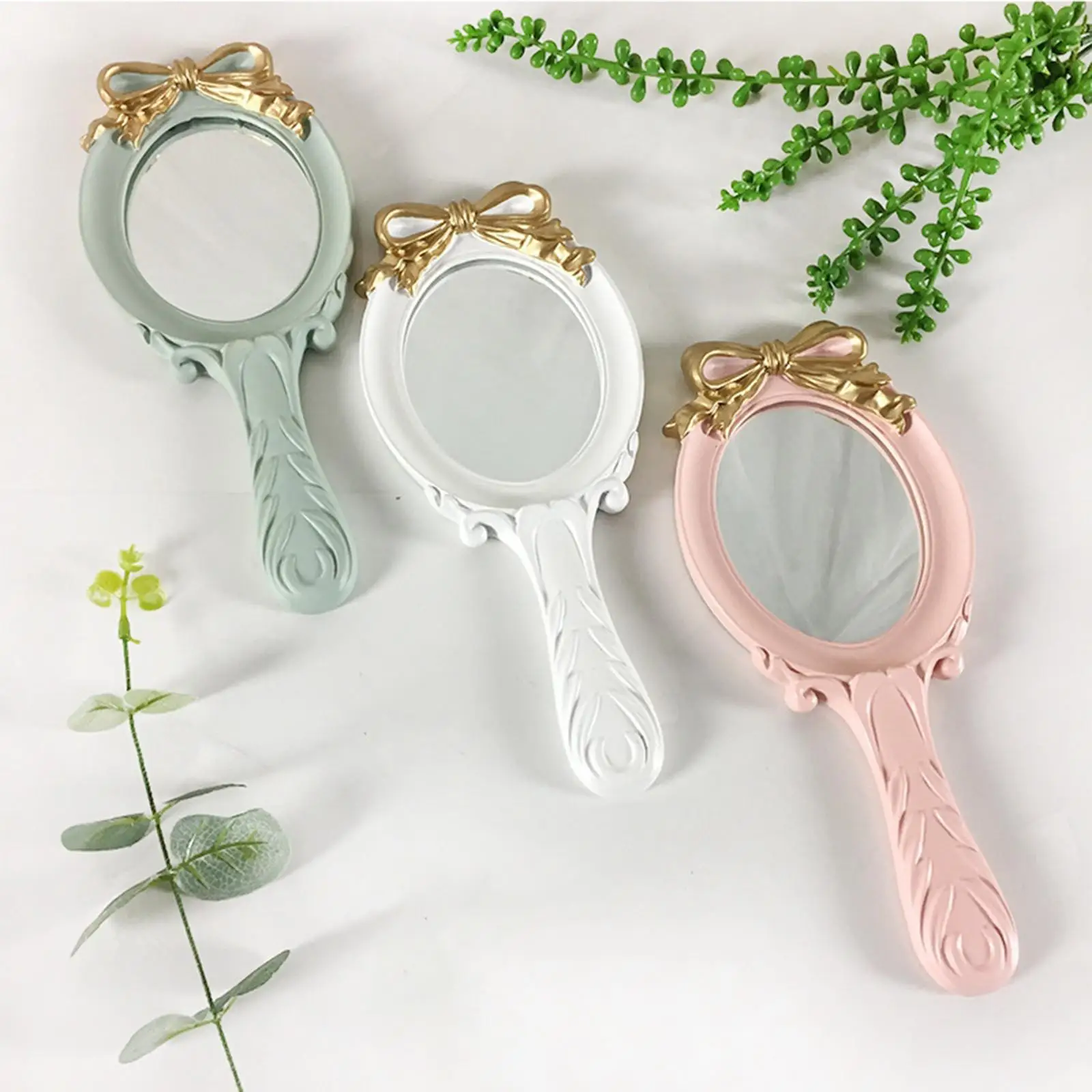 European Style Vintage Handheld Mirror Princess Women Girls Oval Makeup Cosmetic Tool with Anti Slip Handle