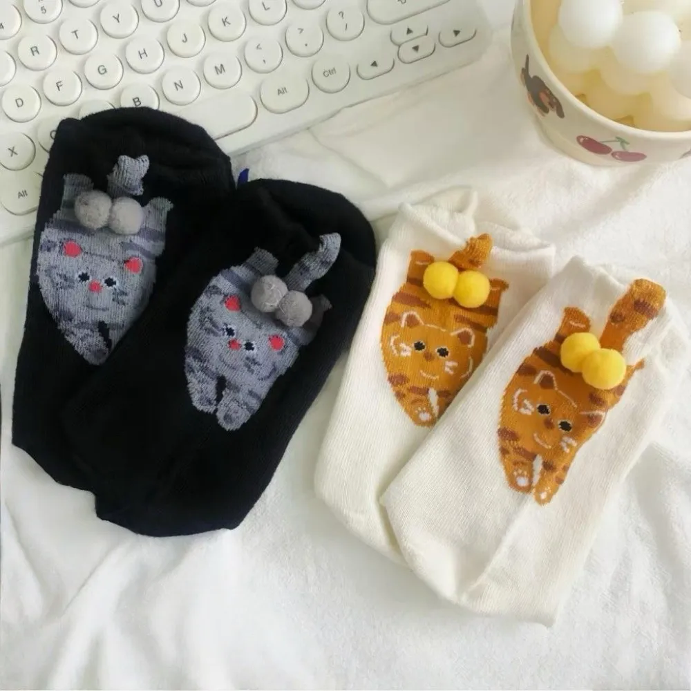 

5 Pairs Whimsical Soft Cartoon Cat Socks Fun Design Elastic 3D Cat Eggs Socks Comfortable Breathable Mid-Calf Socks Sports