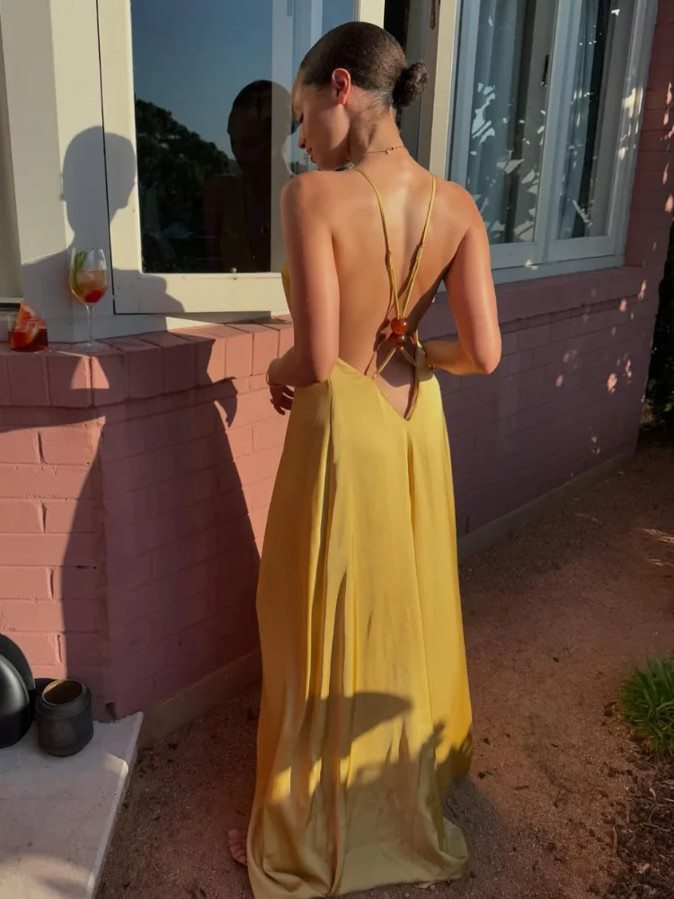 فستان ماكسي أنيق من الساتان بدون ظهر للنساء مثير بدون أكمام مكشوف الأكتاف ورقبة على شكل حرف v فساتين فضفاضة بطيات 2025 رداء أنيق للإجازات للسيدات #2