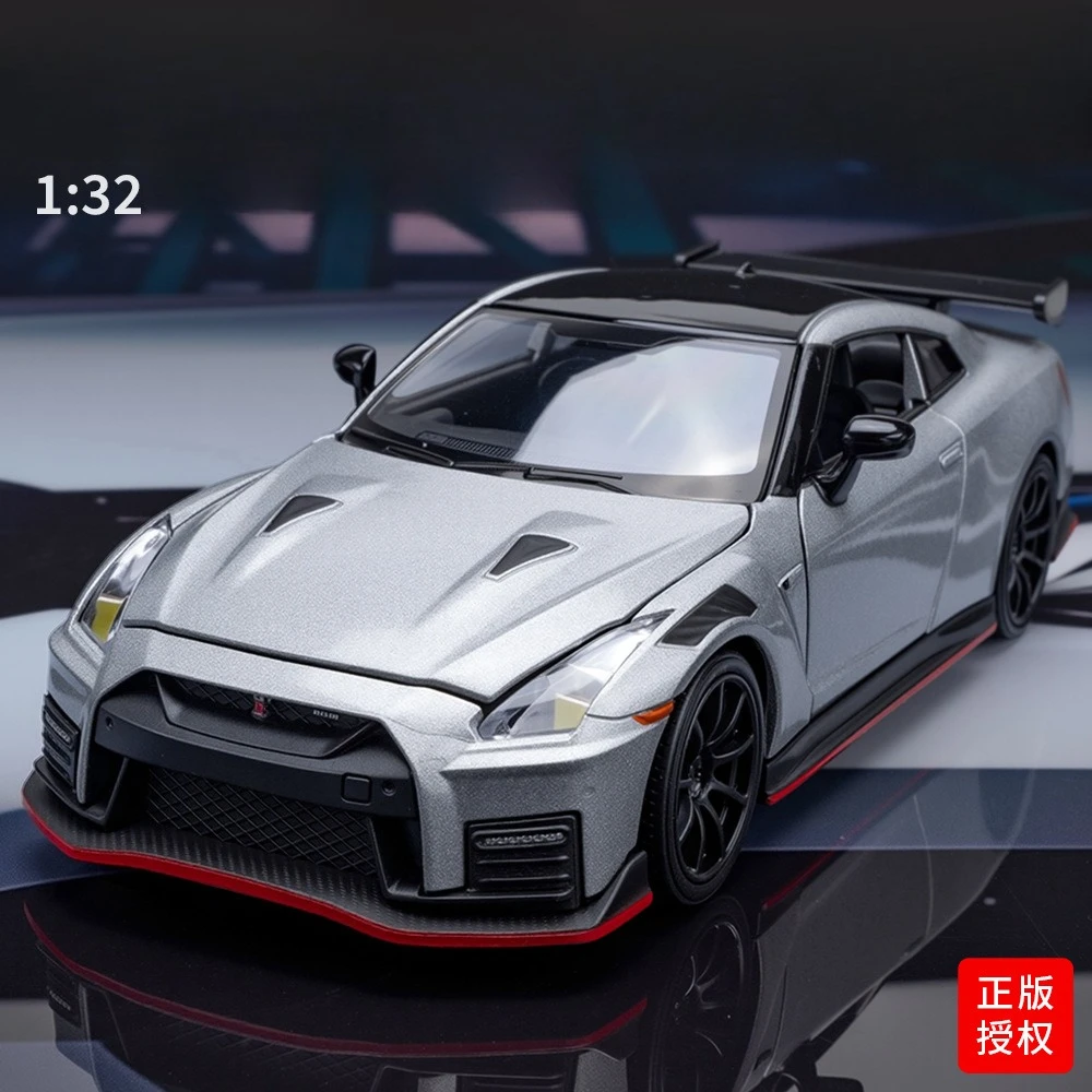 

1:32 GT-R NISMO Racing Alloy Sports Car Model Diecasts Metal Track Race Car Model Sound Light Childrens Toys Gift
