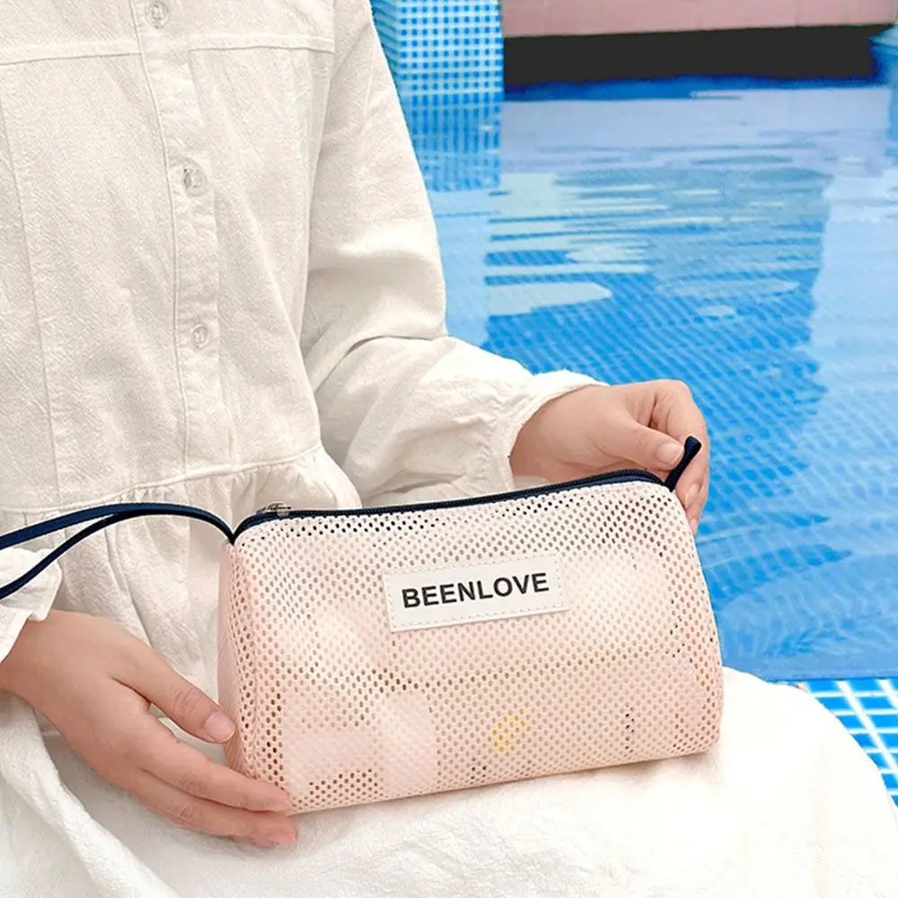 Large Capacity Beach Mesh Bag Handheld Breathable Cosmetic Zipper Pouch Reusable Space-Saving Toiletries Storage Bag Beach