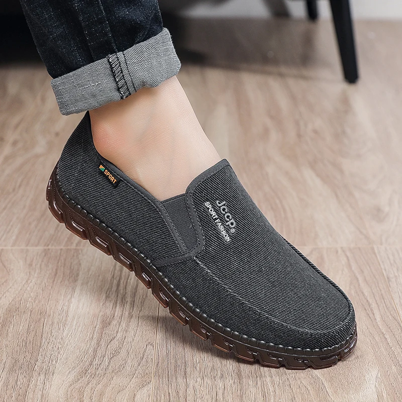

Casual Cloth Shoes Men's Soft Soled Loafers Comfortable New Flat Bottomed Non Slip Sneakers Breathable Outdoor Walking Shoes