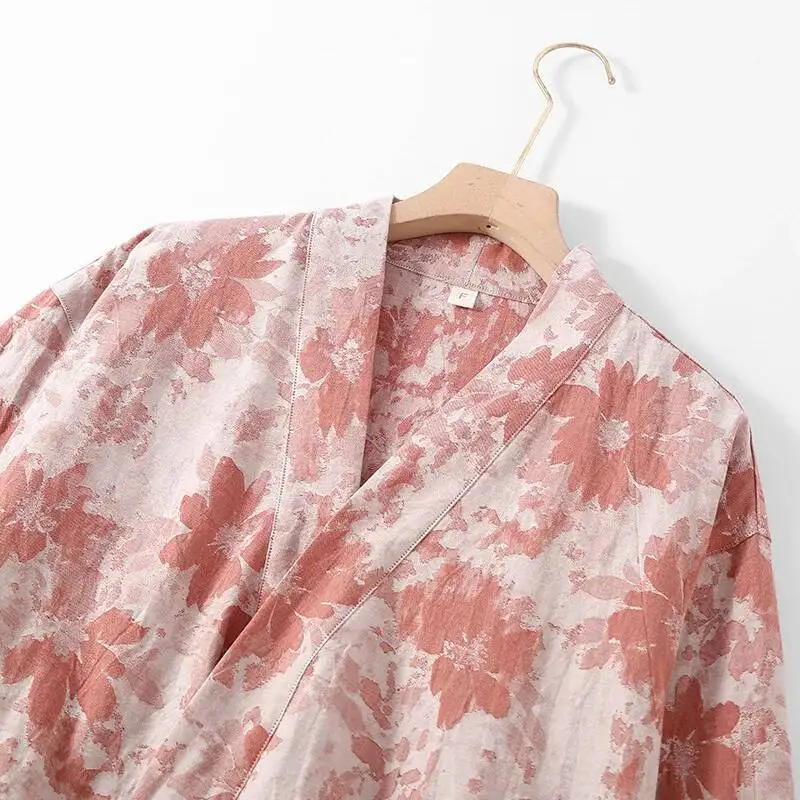 

Хлопковое женское тонкое кимоно с цветочным принтом на весну и осень, лето, халаты средней длины с рукавами семь четвертей