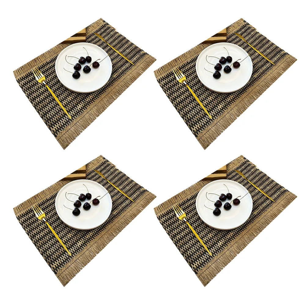 Pack of 4 jute placemats offering protection from heat and scratches designed for everyday use in For kitchens and restaurants