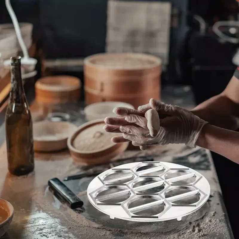 أفضل أدوات صنع المعجنات: مكواة صنع المعجنات Woontoon من Aluminyum Alloy