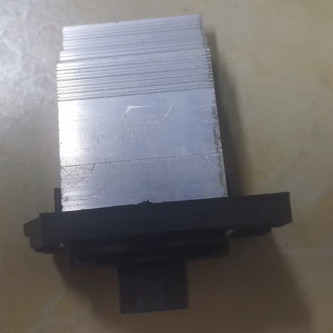 11Q6-90530 XKAN-00032 XKAN-00050 R320LC9 R330LC9S R350LC9 R360LC9 Резистор кондиционера Контроллер тепла для Hyundai Digger