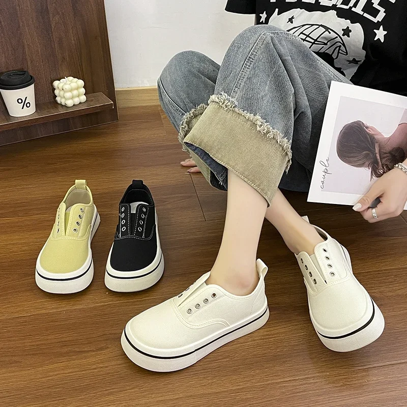 

Women's Square Head Toe Low-Profile Canvas Shoes Women's Spring Summer New Style Breathable Thin-Material Flat Heel Board Shoes