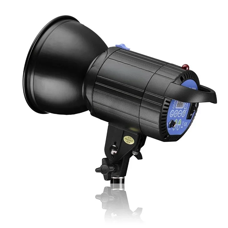 

Studio professional flash, portrait shooting shadow fill light
