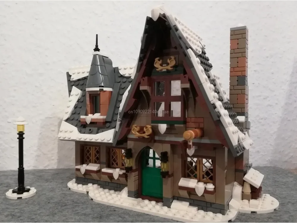 702pcs Christmas a Winter Village Inn Building Blocks Bricks MOC 76388 Snow House Model Assembly Toy Kid Gifts