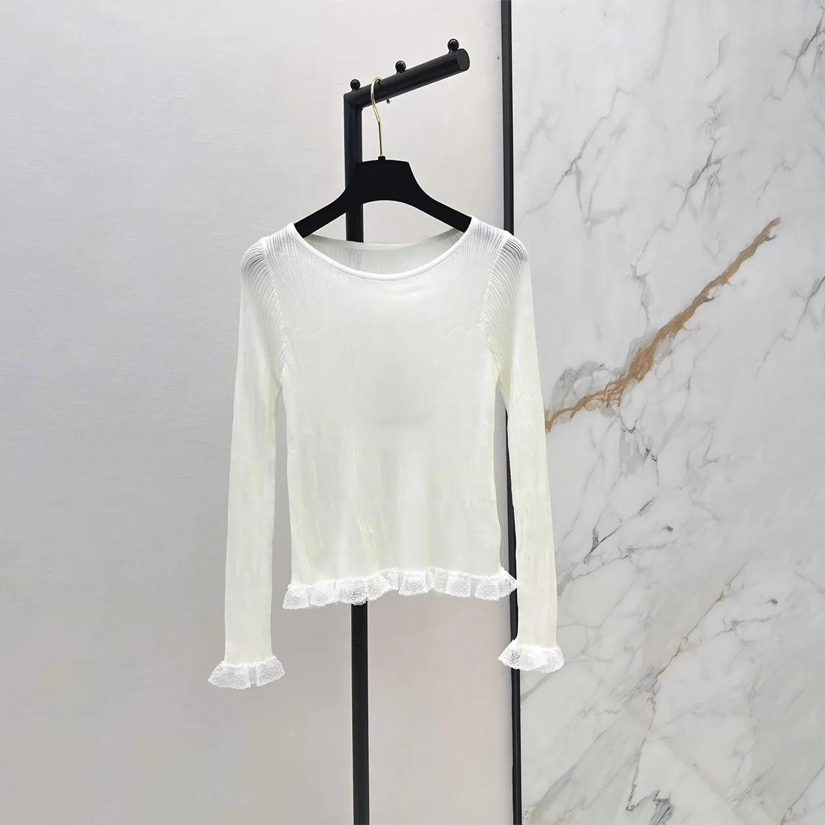 2026 High Quality Women's Round Neck Lace Lace Vertical Pit Strip Knitted Long Sleeve--hb727
